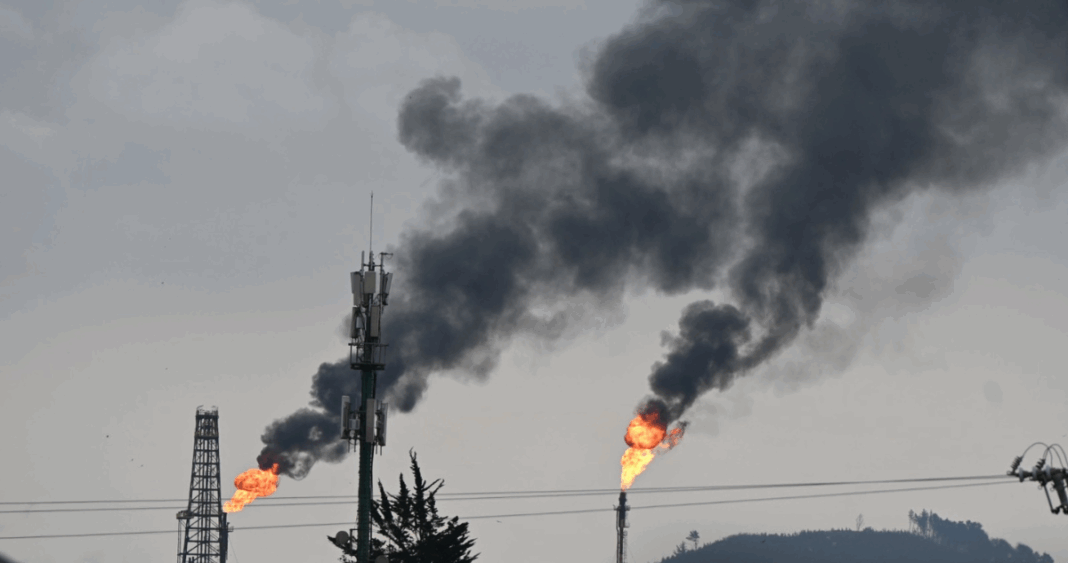 Enap Refinería Bío Bío: Incidente con Antorchas Genera Preocupación en la Comunidad