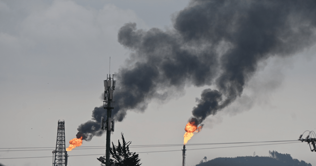 Enap Refinería Bío Bío: Incidente con Antorchas Genera Preocupación en la Comunidad
