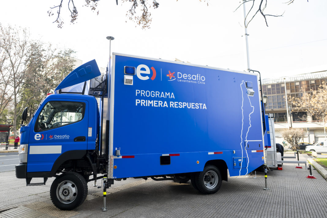 Entel y Desafío Levantemos Chile: Innovando en Respuesta a Emergencias con Centro Móvil Satelital