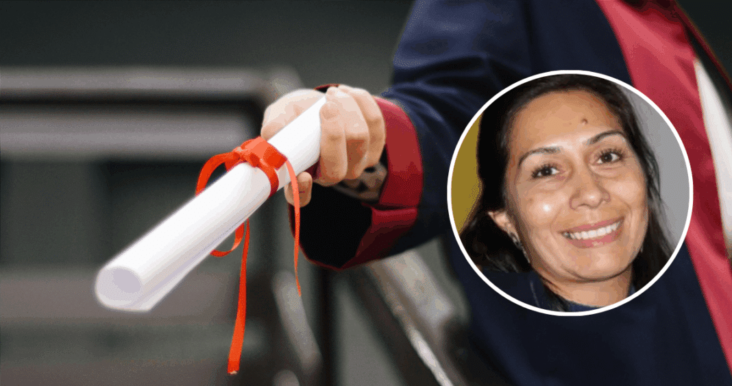 Escándalo en Tomé: Exdirectora de Desarrollo Comunitario Destituida por Presentar Título Falso