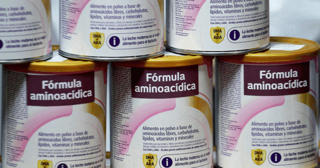 Escasez Nacional de Fórmula Vital para Bebés con Alergia a la Leche de Vaca: Un Drama para Familias Desesperadas