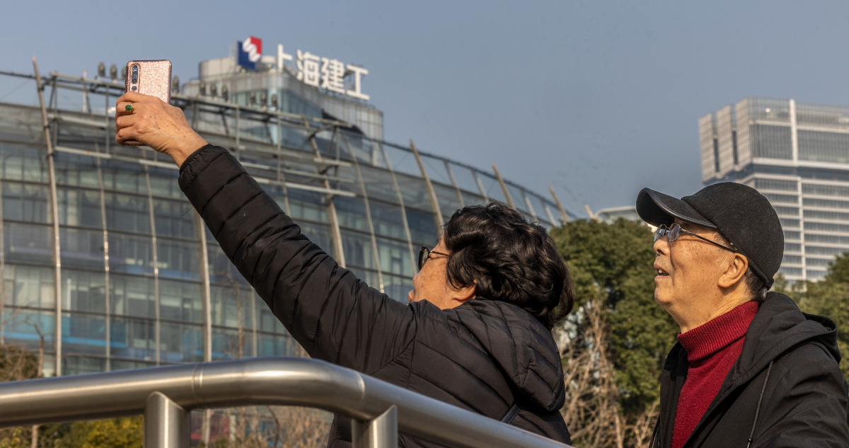 Evergrande: El Gigante Inmobiliario Chino Expulsado de la Bolsa de Hong Kong