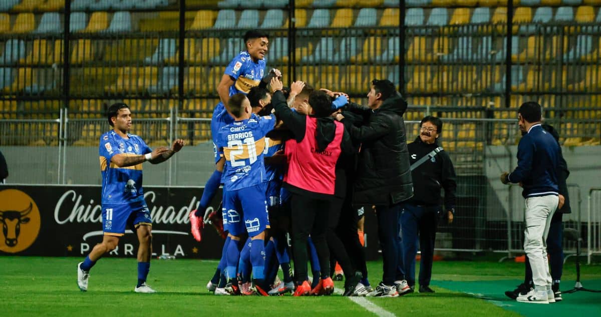 Everton Escapa de la 'Zona Roja' con Contundente Victoria sobre La Serena