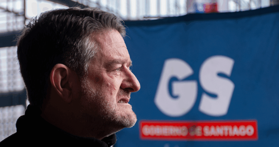 Gobierno Regional de Santiago Defiende Uso de Fondos de Transporte Público Ante Acusaciones de Republicanos