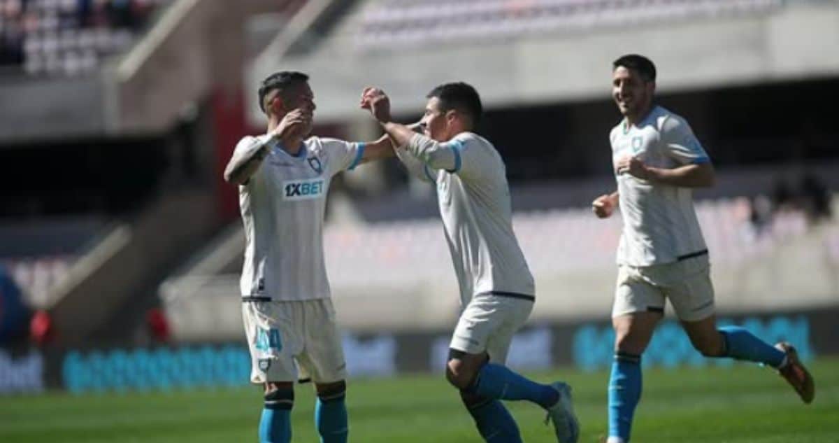 Huachipato Sueña con Copas Internacionales Tras Vencer a La Serena