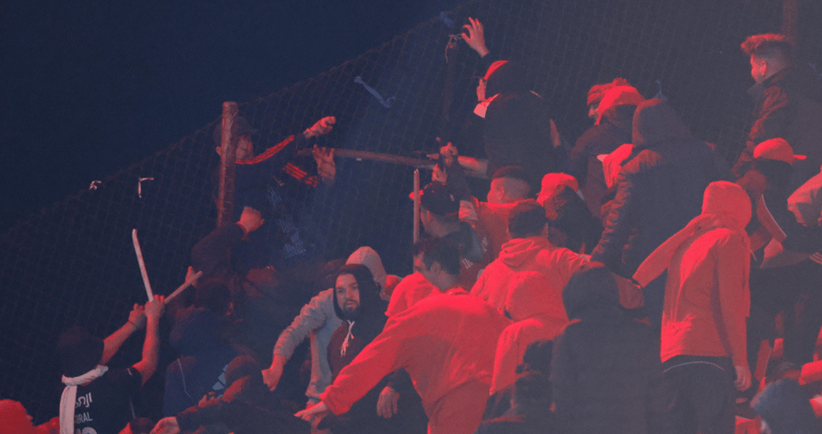 Independiente Identifica a 25 Delincuentes en Brutal Golpiza a Hinchas de la U. de Chile