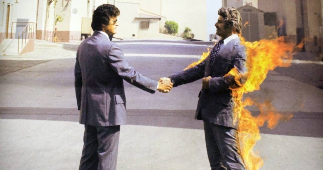 La Increíble Historia del Doble de Acción que se Prendió Fuego por Pink Floyd