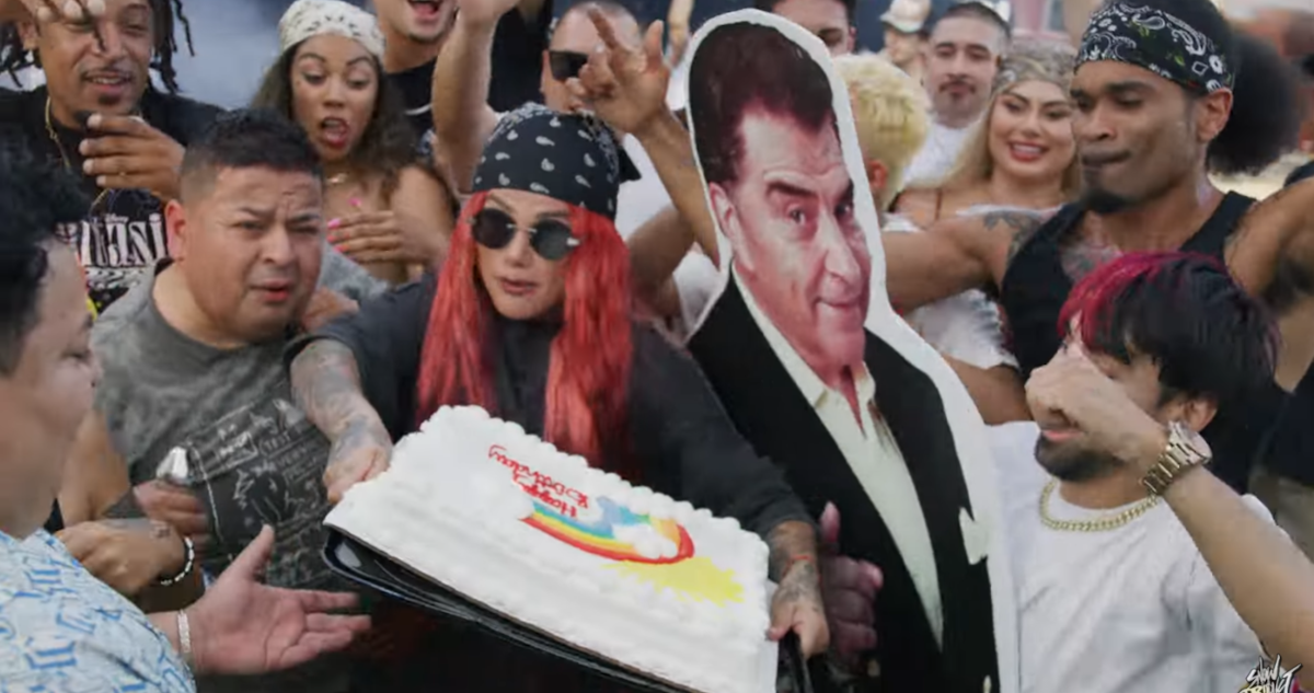 Latinos en EE.UU. encuentran alivio en el rap: Cómo la música se convierte en un reflejo de sus frustraciones