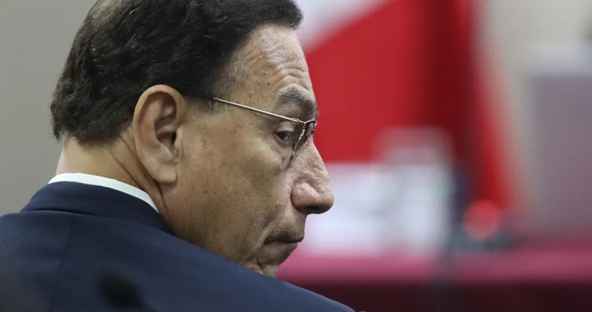 Martín Vizcarra Enfrenta Prisión Preventiva por Presuntos Sobornos Antes de Ser Presidente de Perú