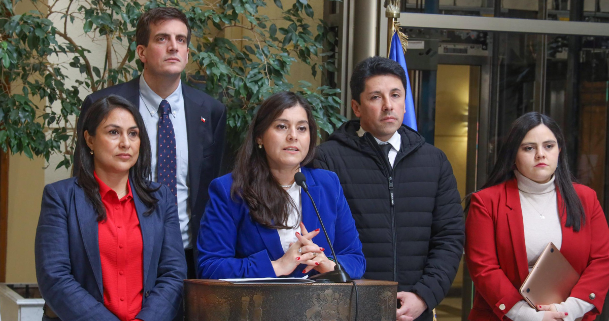 Prohíben Cirugías de Cambio de Sexo y Hormonización en Menores: Diputados Presentan Proyecto de Ley