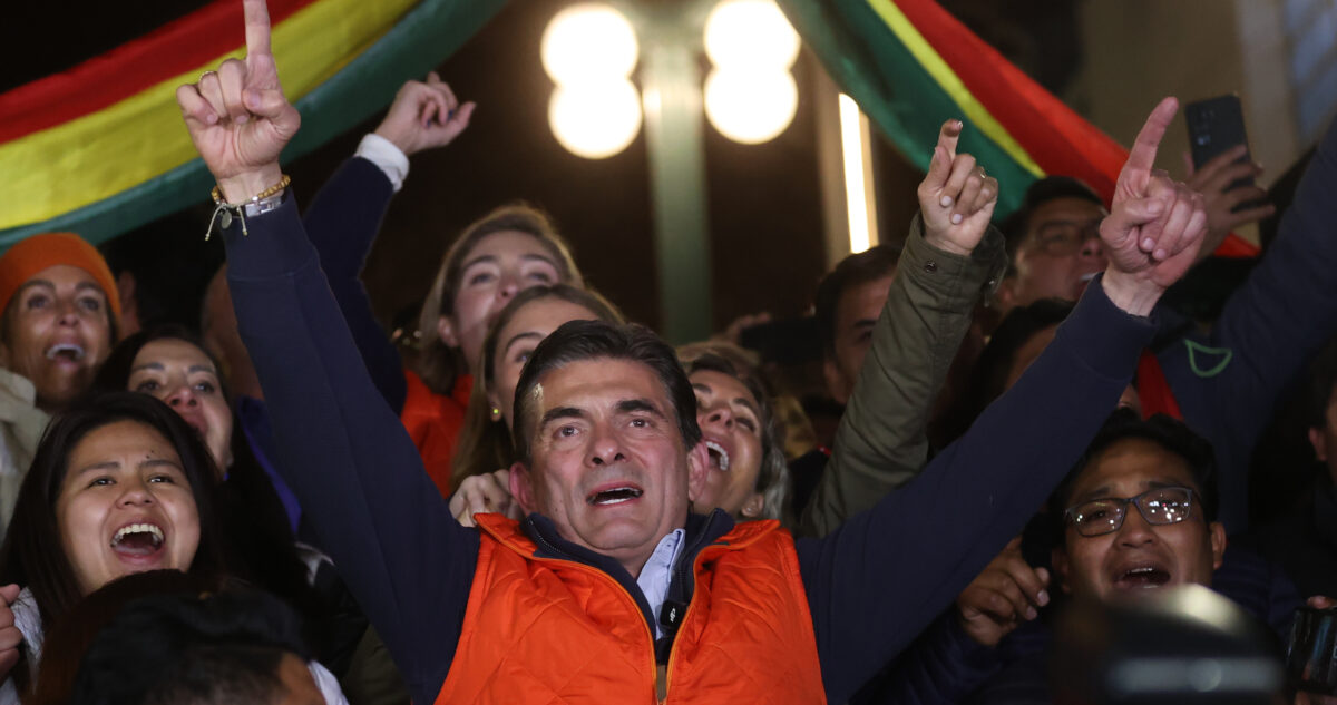 Sorpresa en Bolivia: Oposición Derrota al MAS y Forzará Segunda Vuelta
