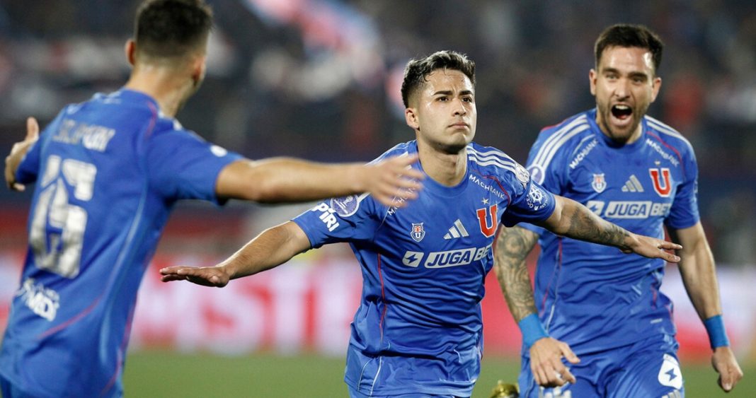Triunfo Azul en la Sudamericana: La U Derrota a Independiente y Toma Ventaja