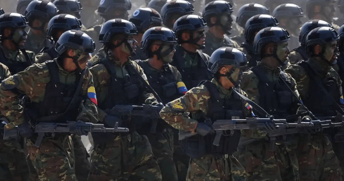 Venezuela despliega 15.000 militares en frontera con Colombia para combatir el crimen