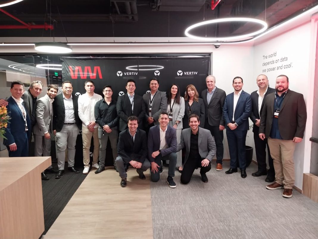 Vertiv expande su presencia en Chile, consolidando a Latinoamérica como un hub digital estratégico