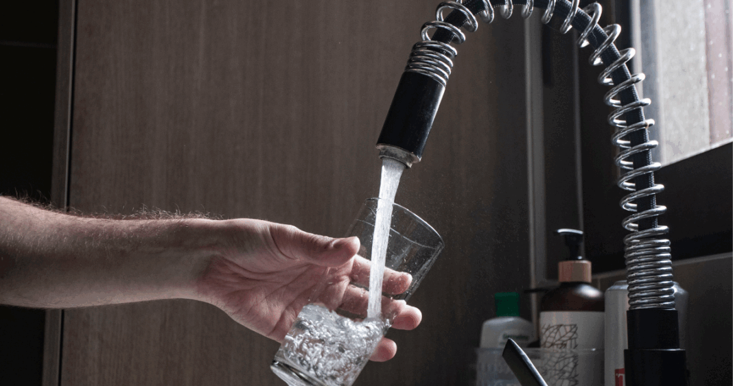 Aguas Andinas Implementa Nuevo Recargo por Sobreconsumo de Agua en Verano