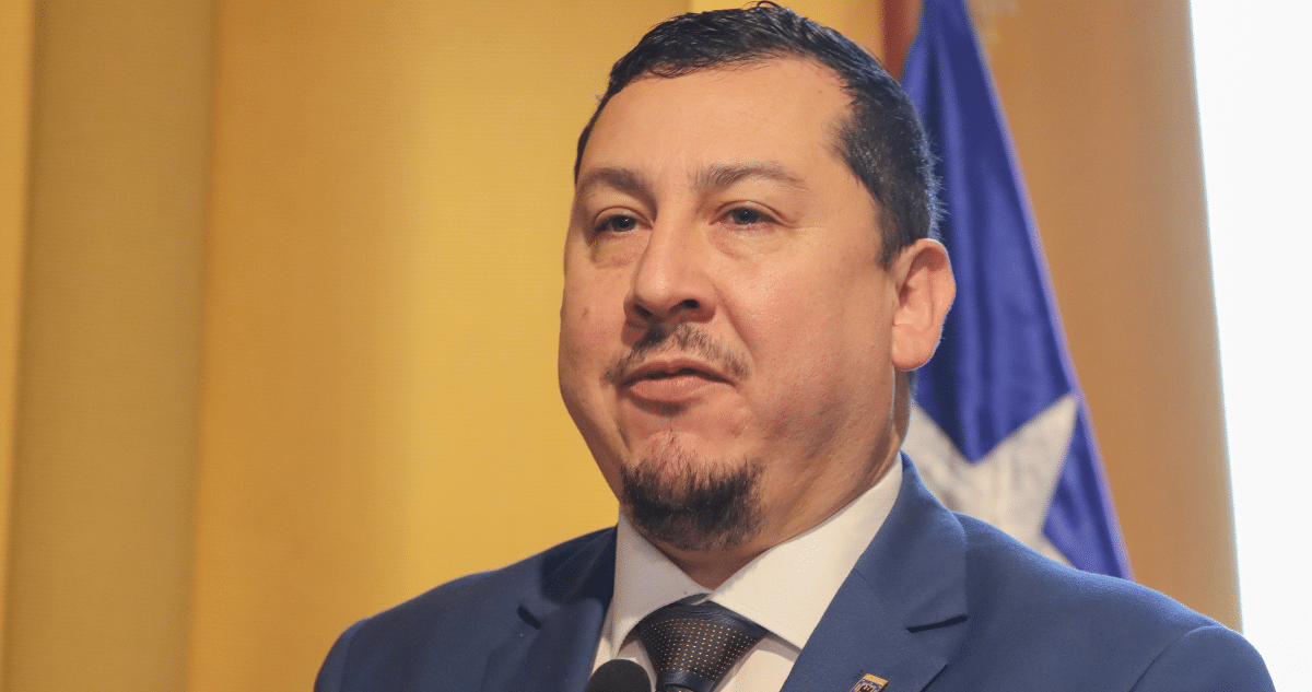 Alcalde de Concepción enfrenta acusaciones por contratar militantes del PSC
