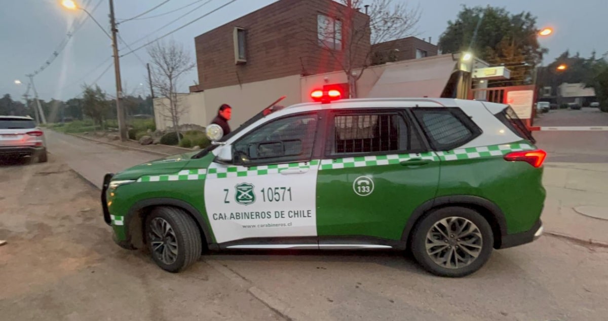 Asalto violento en condominio de Chicureo: Familia golpeada y amarrada por ladrones