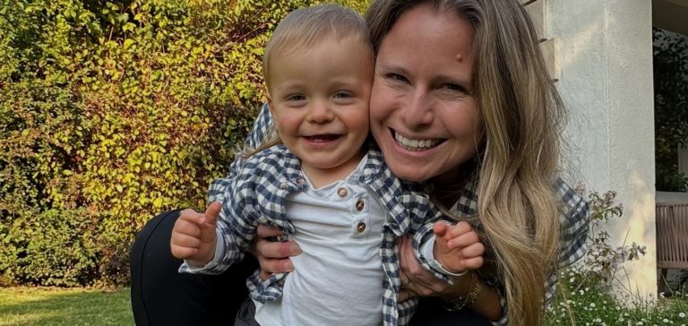 Borja, el hijo de Soledad Onetto, cautiva en traje de huaso
