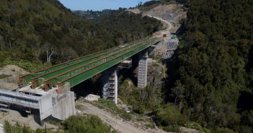 Bypass de Castro: Desafíos Climáticos y Técnicos Retrasan Entrega Hasta 2026