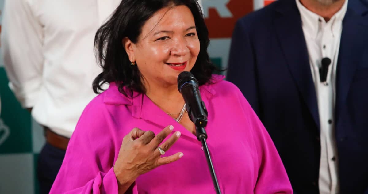 Claudia Pizarro, Alcaldesa de La Pintana, Enfrenta el Cáncer con Valentía y Determinación