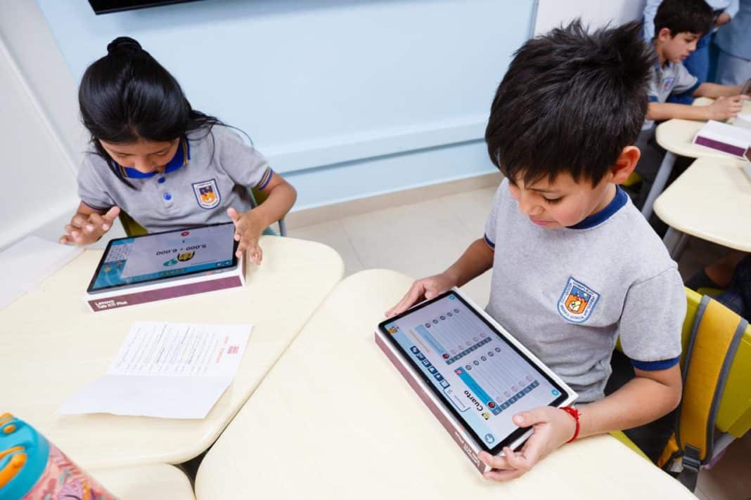 Cómo Sierra Gorda y Baquedano se transforman en escuelas del futuro con tecnología de vanguardia