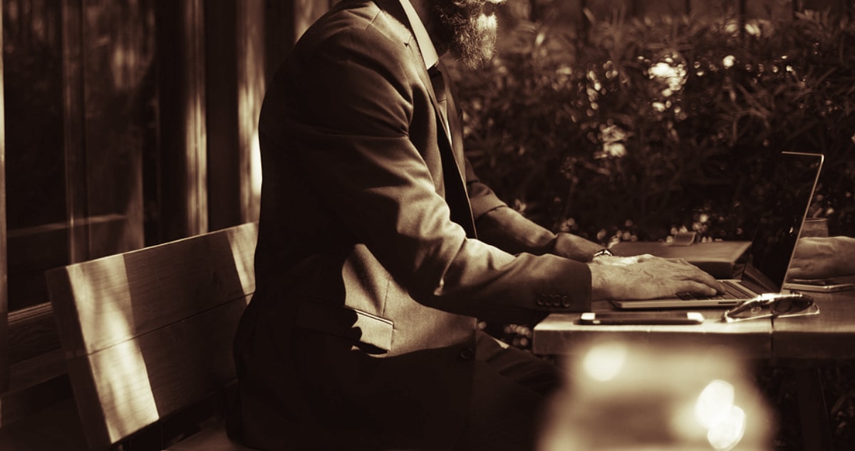 ._temp_Cómo una banda de estafadores ghaneses se hizo millonaria seduciendo a mujeres por internet Cómo una banda de estafadores ghaneses se hizo millonaria seduciendo a mujeres por internet