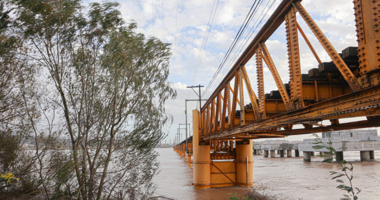 Coronel Lidera Iniciativa para Declarar Emblemático Puente Ferroviario sobre el Río Bío Bío como Monumento Histórico Nacional