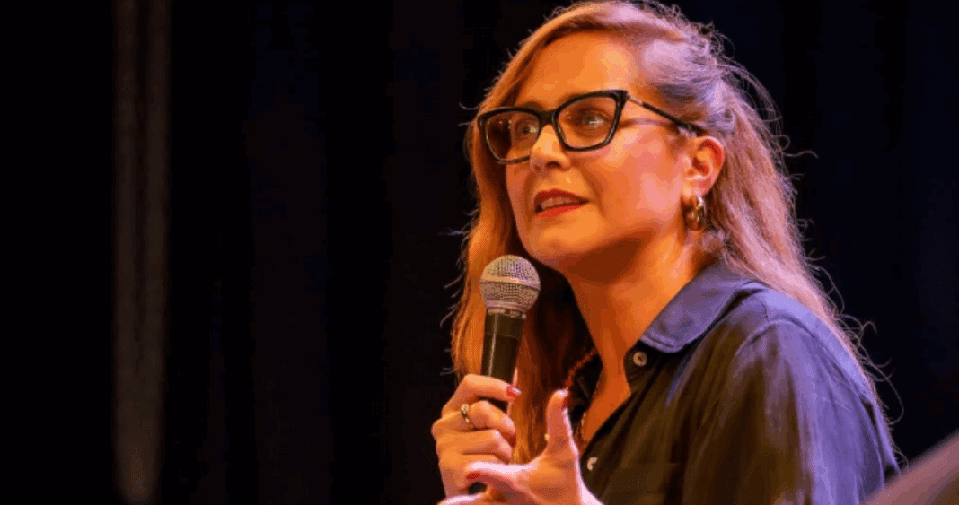 Corte Falla a Favor de la Libertad de Expresión de Comediante Tras Polémica por Chiste Sobre Accidente Minero