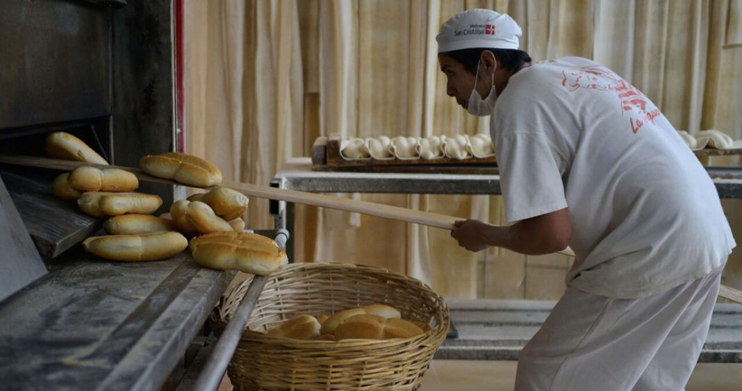 Empresas Recortan Personal Ante Aumento de Costos Laborales, Advierten Expertos