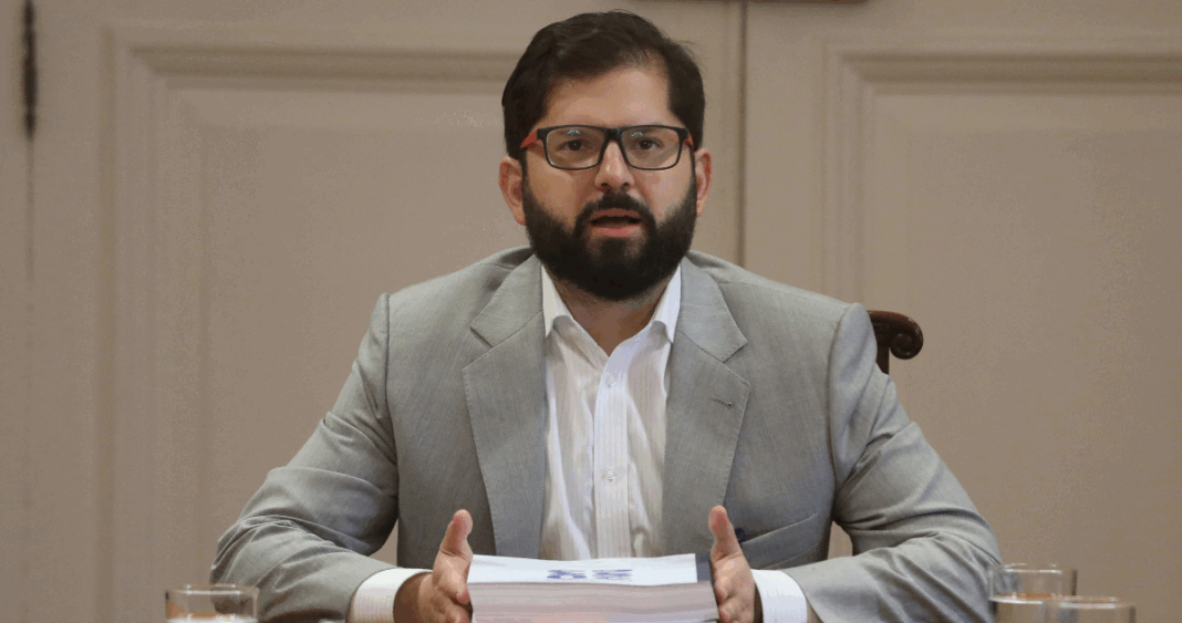 Gobierno de Boric presenta último presupuesto: Oposición exige contener