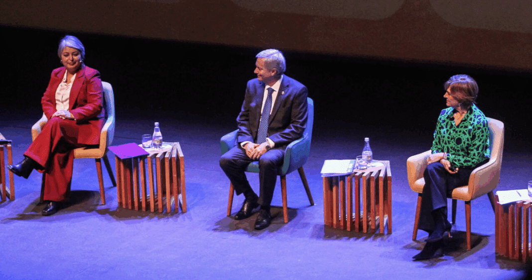 Jara Mantiene Ventaja, pero Matthei Acorta Distancia en Carrera Presidencial