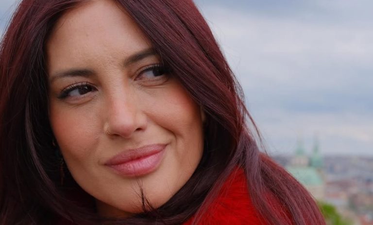 Karen Paola Preocupa a Seguidores con Imagen Desde la Clínica: Revelando una Lucha Continua por su Bienestar