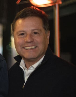 La Adopción Acelerada de IA Generativa en Chile: Riesgos Empresariales que Requieren Gobernanza Responsable
