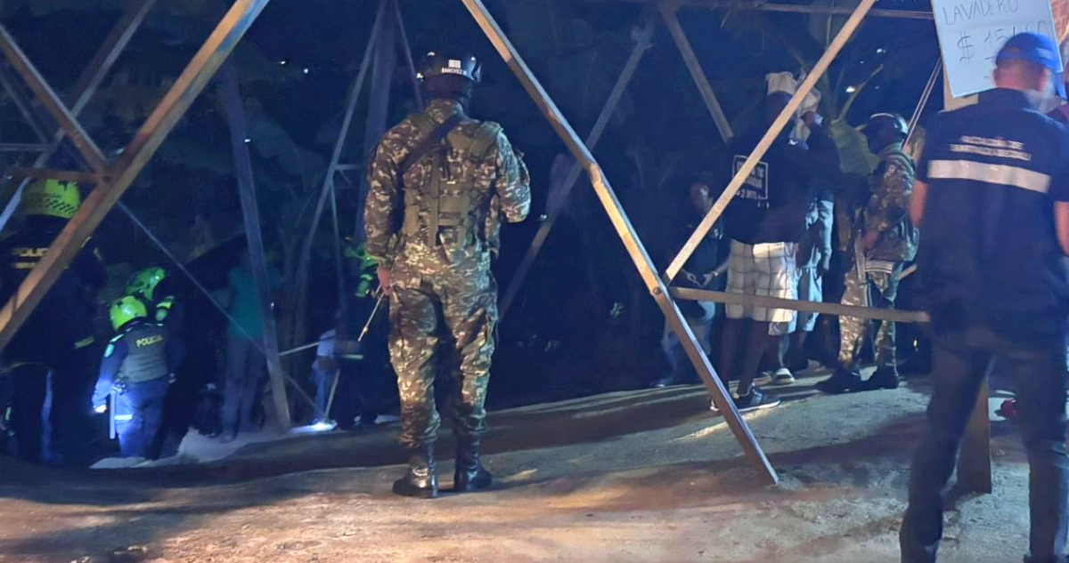 Operación Fallida: Dos Soldados Desaparecidos en Naufragio Contra Grupos Armados en Colombia