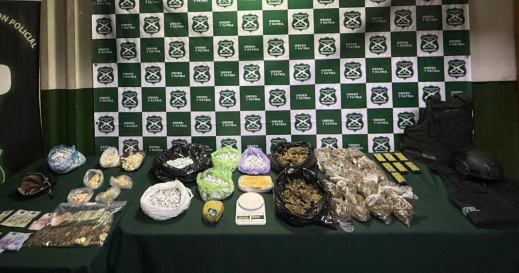 Operativo Antidrogas en Conchalí: Detienen a Sospechoso con Armas y Municiones
