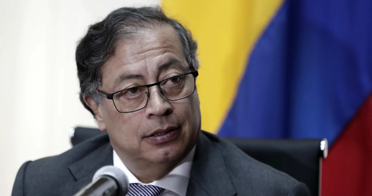 Petro Pierde Visa de EEUU por Incitar a Soldados a Desobedecer Órdenes
