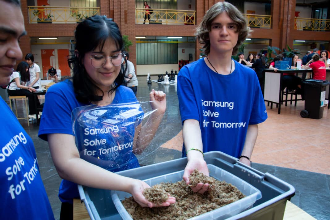 Rapa Nui y Los Lagos Brillan en Innovación Escolar: Los 10 Semifinalistas de Samsung Solve for Tomorrow