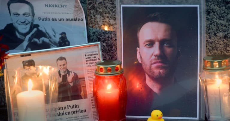 Revelado: Análisis de laboratorio confirman que Navalni fue envenenado en prisión rusa