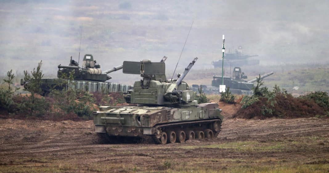Rusia y Bielorrusia Intensifican Ejercicios Militares Conjuntos Ante Crecientes Tensiones con la OTAN