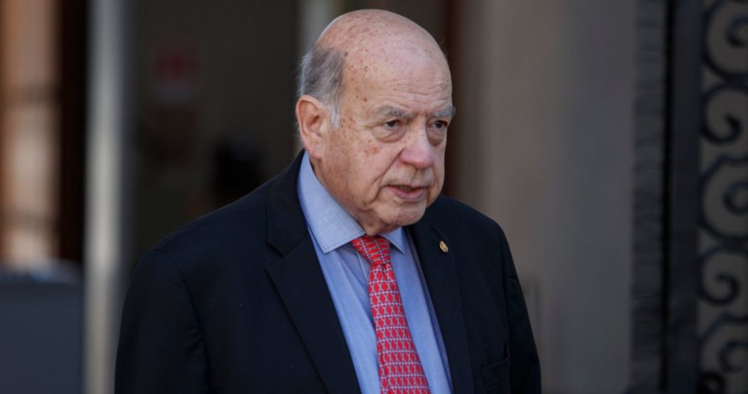 Senador Insulza Enfrenta Delicado Estado de Salud: Recibe Marcapasos Cardíaco