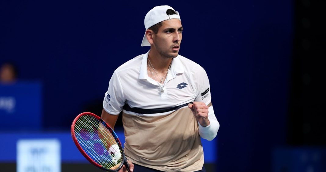 Tabilo Sorprende en Chengdú: Derrota al 78° del ATP y Avanza a Octavos