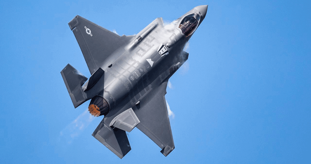 Tensión en el Caribe: EEUU Despliega Aviones de Combate F-35 en Puerto Rico