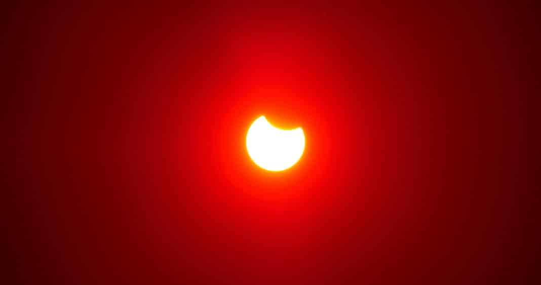 Último Eclipse Solar del Año: Dónde y Cómo Verlo