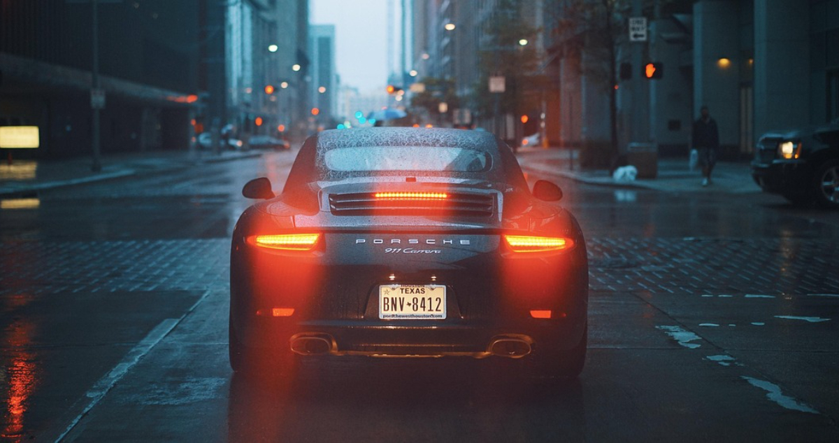 Volkswagen y Porsche Recortan Pronósticos y Apuestan por Motores de Combustión