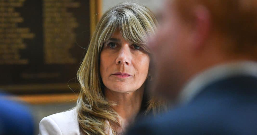 Ximena Rincón Enfrenta Inhabilitación Política: ¿Represalia por Campaña del Rechazo?