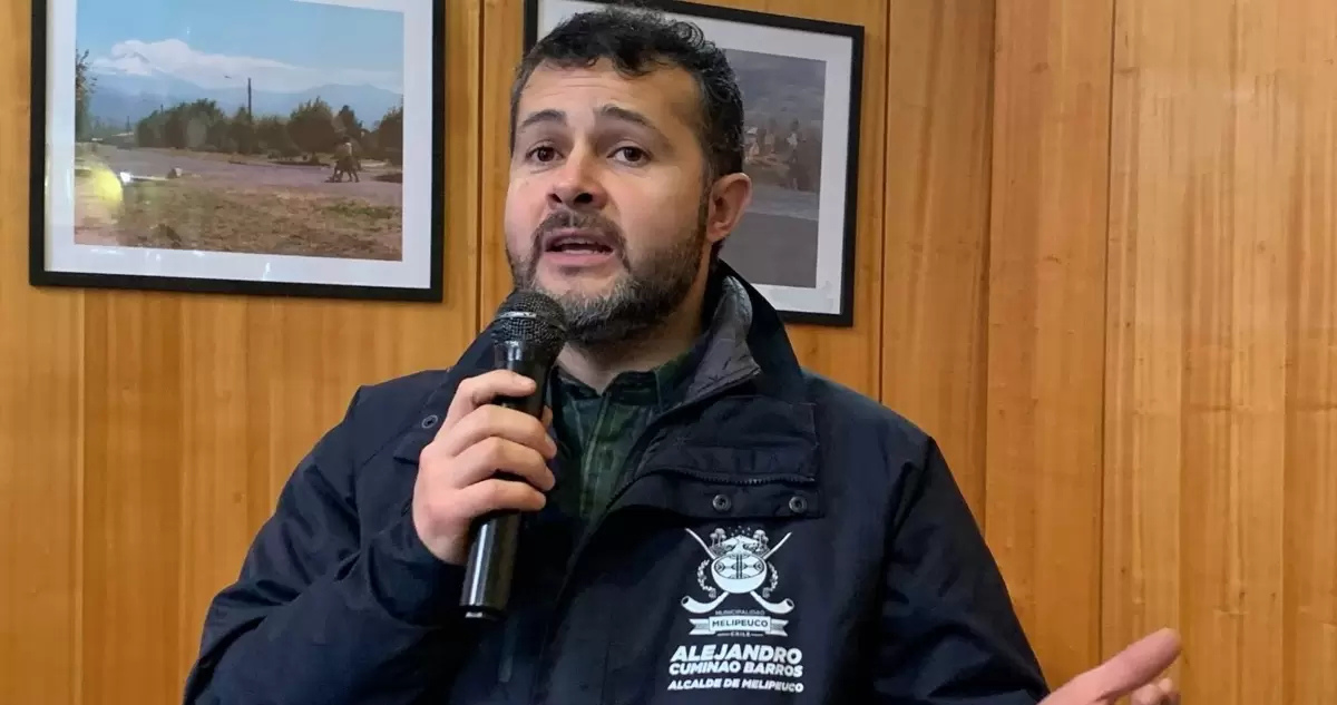 Alcalde de Melipeuco Despide a Pareja de Funcionario que le Cercenó la Oreja