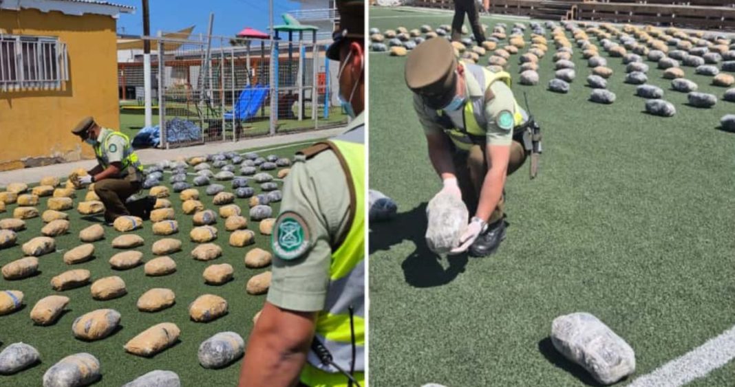 Carabineros descubre 500 kilos de marihuana en furgón abandonado en el desierto de Antofagasta