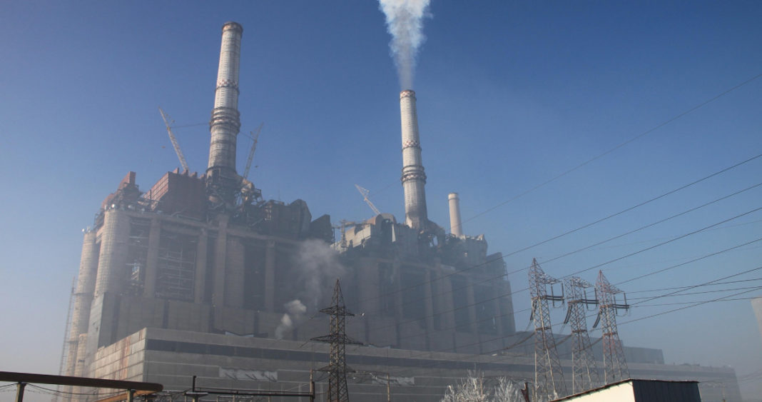 Carbón a Máximos Históricos: La Urgente Necesidad de Acelerar la Transición Energética