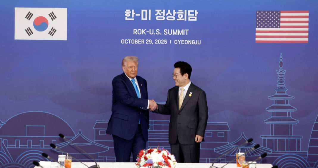 Corea del Sur y EE. UU. alcanzan un acuerdo comercial histórico: Seúl invertirá $350,000 millones