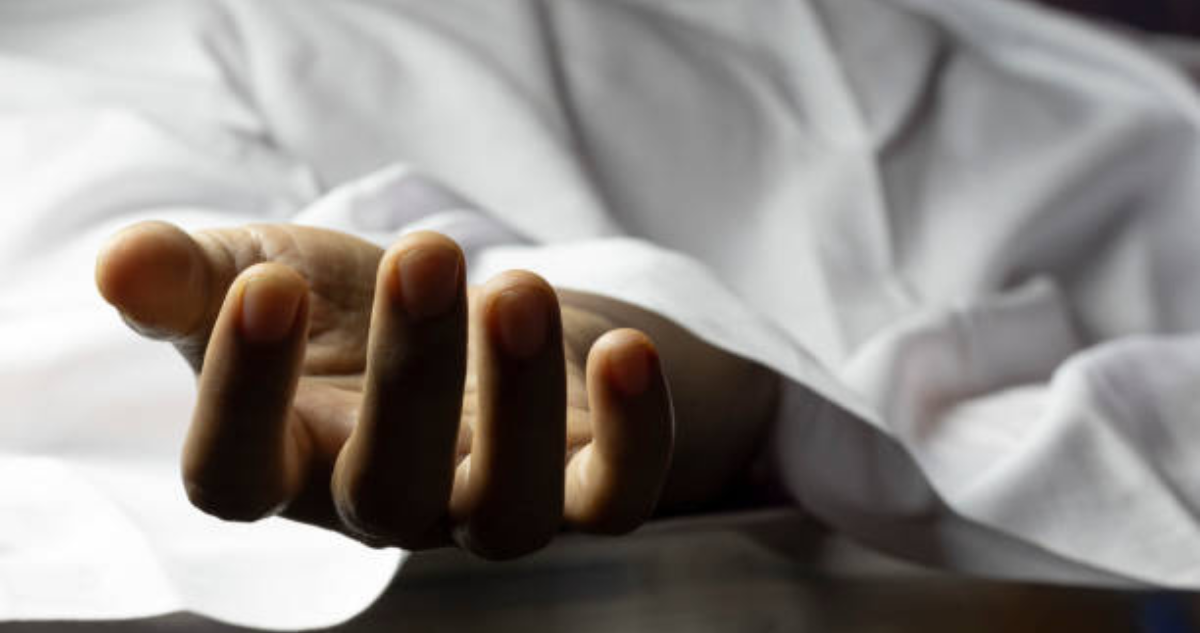 Descubren Cadáver Olvidado: 15 Años Muerto y Nadie lo Buscó